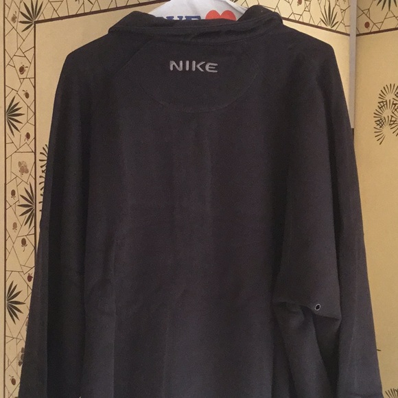 Nike XXL Black Fleece Sweatshirt - Picture 3 of 4